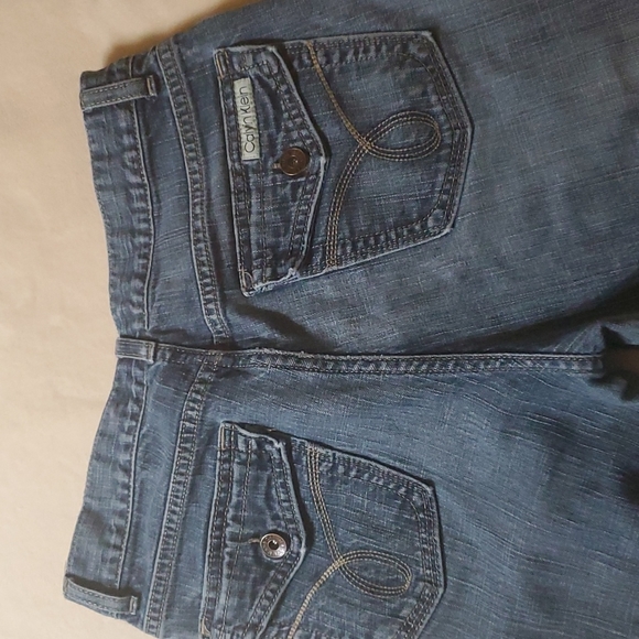 Calvin Klein Jeans Size 8 - Picture 3 of 6
